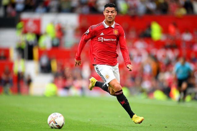 爱游戏C罗重返赛场，重返赛场首场状态出色，阿森纳观众沸腾！热度持续攀升的简单介绍