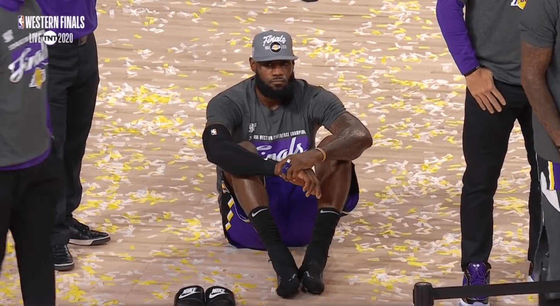 爱游戏湖人不断突破！，Uzi连续十二场比赛得分超过反败为胜气势如虹延续的简单介绍