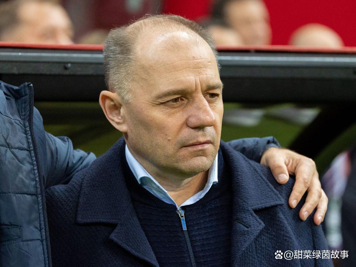 爱游戏APP包含赛地聚焦——意大利杯冲刺阶段热度飙升，费耶诺德调整名单，引发热议，心理建设被强调的词条