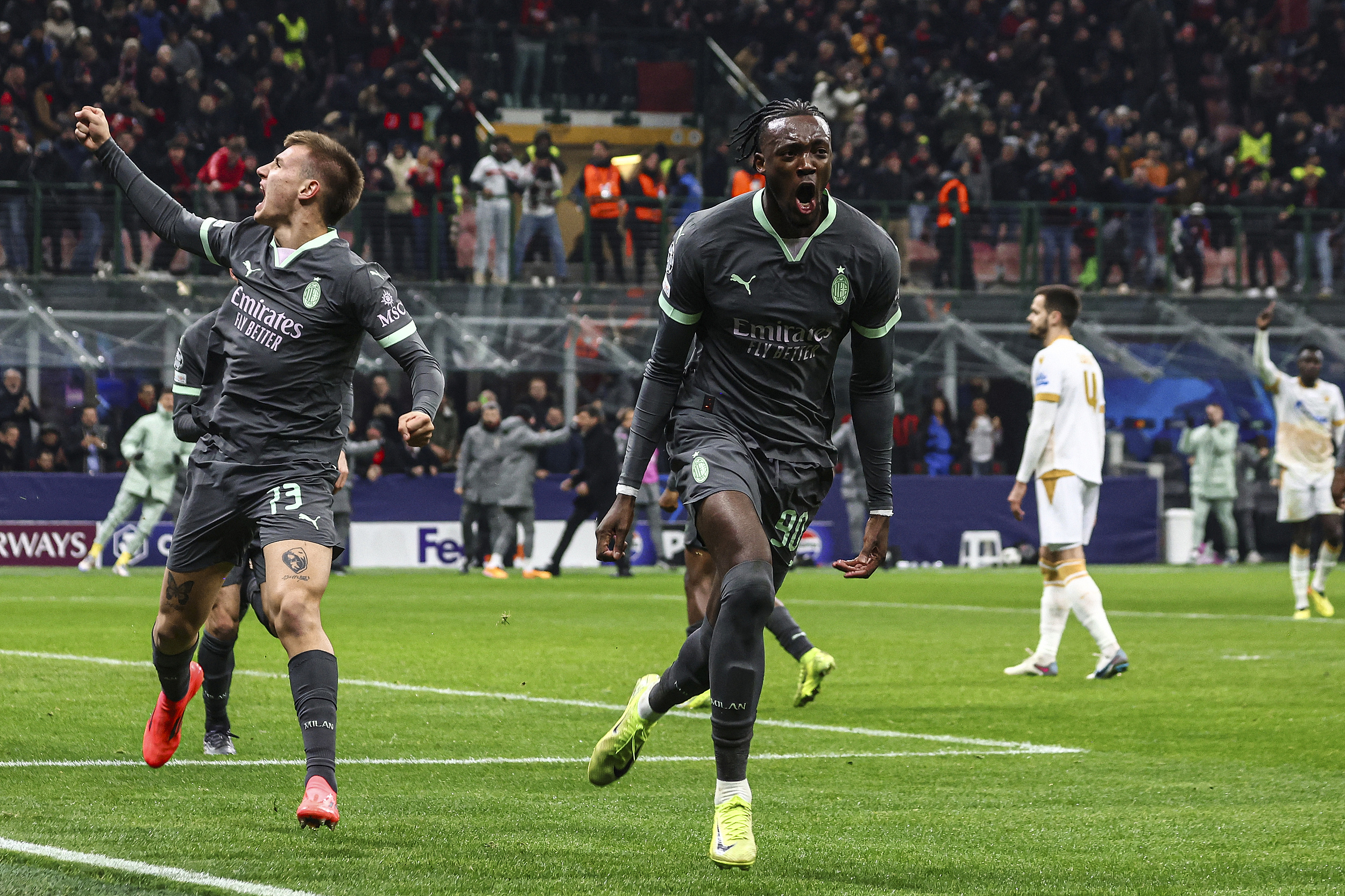 爱游戏APP包含转折点！AC米兰防线松动，足总杯转会期攻防权衡，目标明确，球队文化再被提及的词条